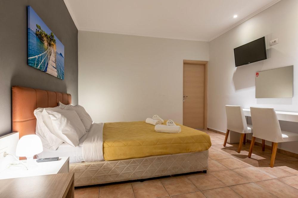 Arkadianos Aparthotel Agios Sostis  Exteriör bild