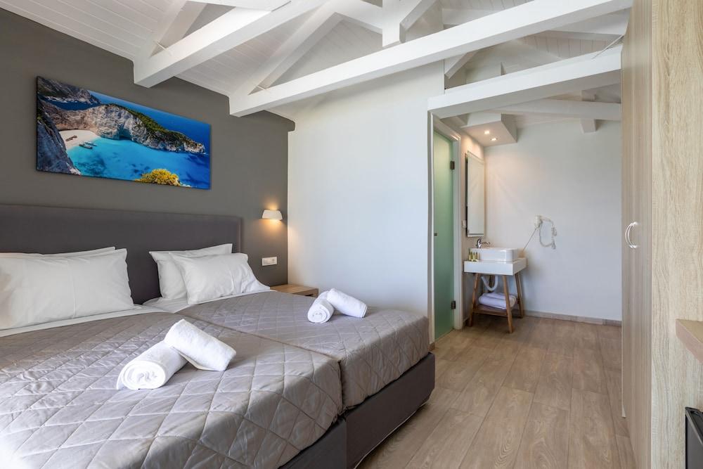 Arkadianos Aparthotel Agios Sostis  Exteriör bild