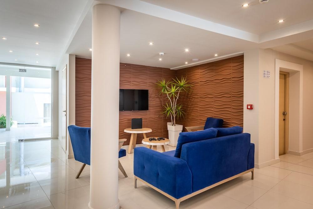 Arkadianos Aparthotel Agios Sostis  Exteriör bild