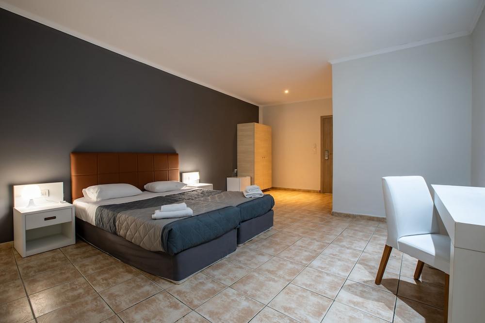 Arkadianos Aparthotel Agios Sostis  Exteriör bild