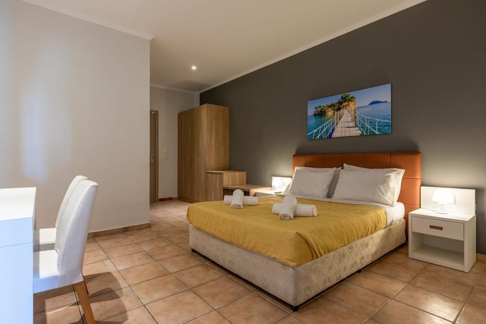 Arkadianos Aparthotel Agios Sostis  Exteriör bild