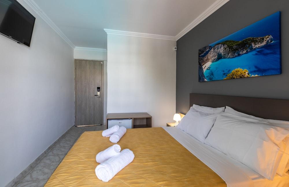 Arkadianos Aparthotel Agios Sostis  Exteriör bild